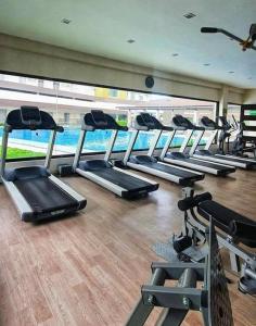 Fitness centrum a/nebo fitness zařízení v ubytování Arthomes BB10