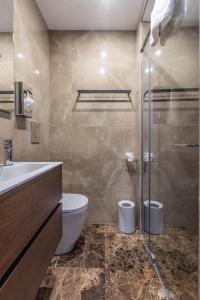 Koupelna v ubytování LB Vacation Rentals I Studio - Forville, Palais, Croisette, Plages