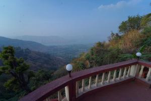 潘奇加尼Sharayu Holidays Valley View的相册照片