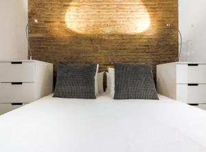 Posteľ alebo postele v izbe v ubytovaní New Listing DUPLEX NEAR THE BEACH Barceloneta