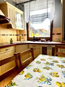 Kuchyňa alebo kuchynka v ubytovaní Apartament Marka 2