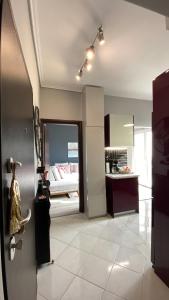 Postel nebo postele na pokoji v ubytování "Elegance" Central Luxury Apartment Piraeus