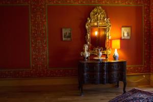 Fotografie z fotogalerie ubytování Chateau du Besset v destinaci Saint-Romain-de-Lerps