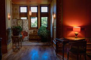 Posezení v ubytování Chateau du Besset