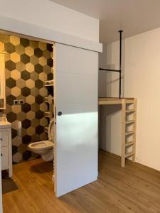 Fotografia z galérie ubytovania Apartment avec le jardin privé v destinácii Issy-les-Moulineaux + 3 fotografie