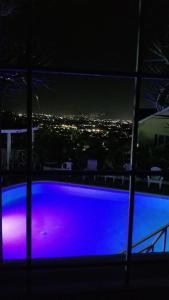 Piscina di Ridgeview suite 4 o nelle vicinanze