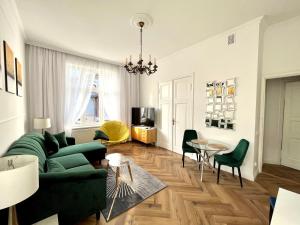 Posezení v ubytování Agapella Apartamenty- Apartament Fiszera 350m from the beach, free parking