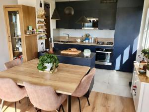 Fotografia z galérie ubytovania Appartement moderne et spacieux (Île de Nantes, futur CHU) v destinácii Nantes