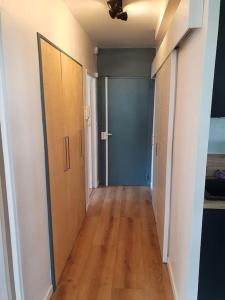 Fotografia z galérie ubytovania Appartement moderne et spacieux (Île de Nantes, futur CHU) v destinácii Nantes
