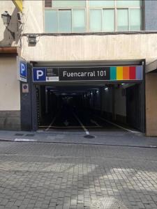 Galeriebild der Unterkunft MyHouseSpain - Great apartment 6 PAX MADRID CITY CENTER in Madrid