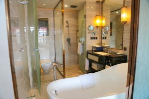 Ένα μπάνιο στο Shenzhen Dayhello international Hotel (Baoan)