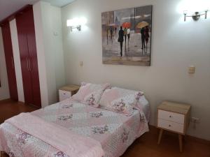 Кровать или кровати в номере Amplio y Acogedor Departamento en San Miguel, Lima +1 фотография