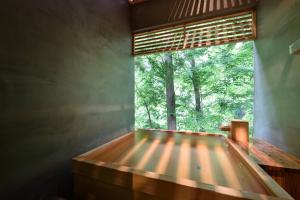 Galeri foto Onsen Glamping ShimaBlue di Nakanojo