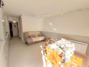 Fotografia z galérie ubytovania Studio cosy 4 personnes avec balcon - Saint-Lary-Soulan - FR-1-457-321 v destinácii Saint-Lary-Soulan