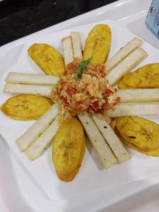 酒店内部或周边提供的食物