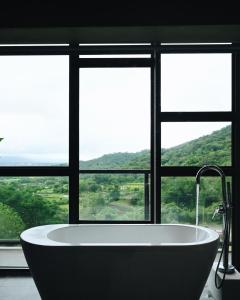 Nespecifikovaný výhled na hory nebo výhled na hory při pohledu z bed and breakfast