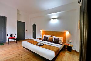 Φωτογραφία από το άλμπουμ του Divine Inn Couple Friendly Hotel near Sector 51 Metro Station σε Noida
