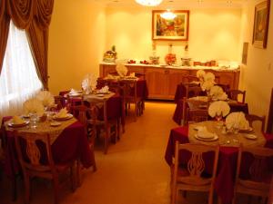 Restaurace v ubytování Hotel Midori