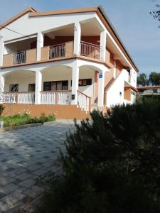 Budova, kde se apartmán nachází