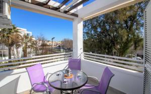 Balkón alebo terasa v ubytovaní Urbanización familiar LAS BRISAS 32 TERRAZA Y PISCINA Albert Villas