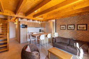 Kuchyňa alebo kuchynka v ubytovaní Le Caribou - Appt 3 chambres proche pistes