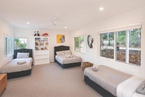 Φωτογραφία από το άλμπουμ του Stunning coastal home 5 bed amazing ocean views σε Dunsborough +29 φωτογραφίες