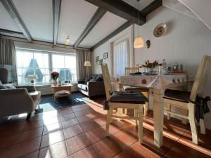 Posezení v ubytování Kapitän Ahab im Haus Käpt'n Andresen