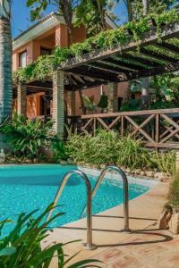 Swimmingpoolen hos eller tæt på Villa Bambú Marbella