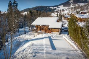 Obiekt Lodge le Chevreuil - OVO Network zimą