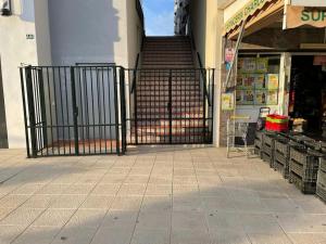 Supermarket alebo iný obchod pri apartmáne alebo v okolí