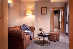 A seating area at Adler Inn Tyrol Mountain Resort SUPERIOR