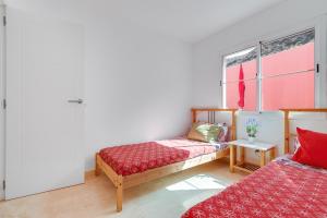 Posteľ alebo postele v izbe v ubytovaní Home2Book Comfy Apt Puerto Rico, Pool&Terrace + 21 fotografií
