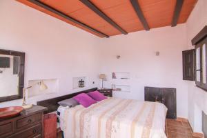 Postel nebo postele na pokoji v ubytování Villa con piscina privada - Benicolada + 9 fotografií