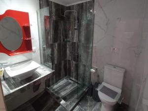 Ванная комната в House Blerina