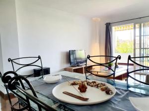 Zdjęcie z galerii obiektu Ground floor apartment w Maladze