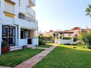 Zdjęcie z galerii obiektu Ground floor apartment w Maladze
