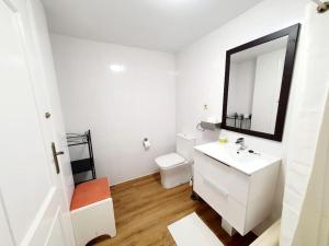 Zdjęcie z galerii obiektu Ground floor apartment w Maladze