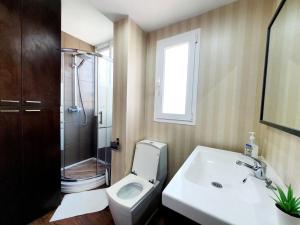 Zdjęcie z galerii obiektu Ground floor apartment w Maladze