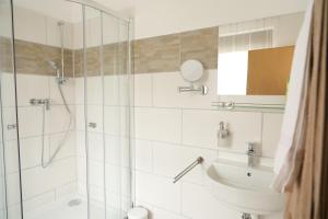 Fotografie z fotogalerie ubytování Pension Gästehaus La Mula v destinaci Treis-Karden + 20 fotografií