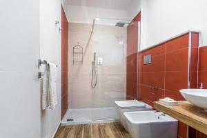 Kúpeľňa v ubytovaní FLOWER SUITE B&B