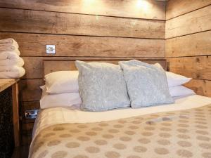 Katil atau katil-katil dalam bilik di Sunset Retreat
