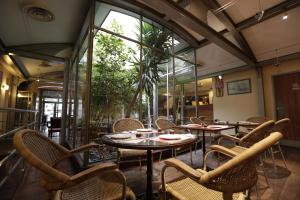 Posezení v ubytování Hôtel Au Petit Caporal