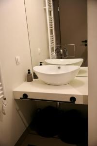 A bathroom at Urban Living 4