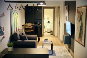 A television and/or entertainment centre at Urban Living 4