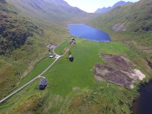 Gallery image of T-R Huset i Hellosan in Bøstad