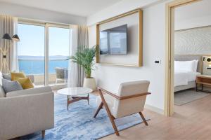 TV a/nebo společenská místnost v ubytování Le Meridien Lav Split