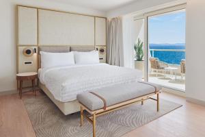 Postel nebo postele na pokoji v ubytování Le Meridien Lav Split