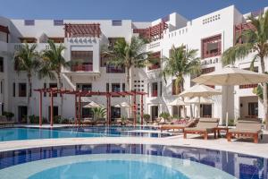 Bazén v ubytování Sifawy Boutique Hotel nebo v jeho okolí