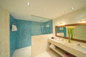 Koupelna v ubytování Sifawy Boutique Hotel