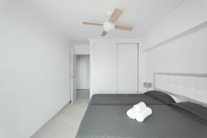 Łóżko lub łóżka w pokoju w obiekcie Levante Sunset Luxury apartment Don Miguel